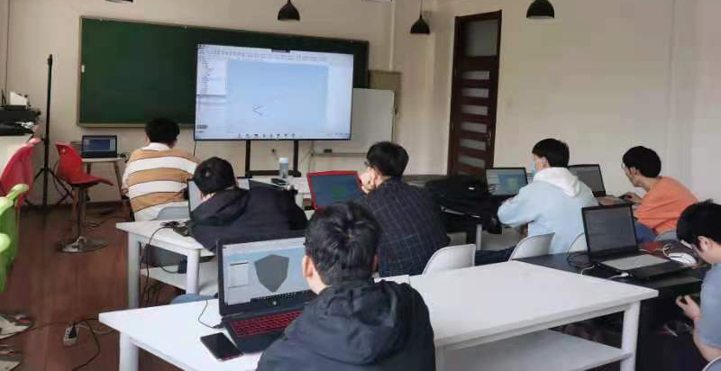 1638496144795108.png 仿真APP開發工程師培訓4.png